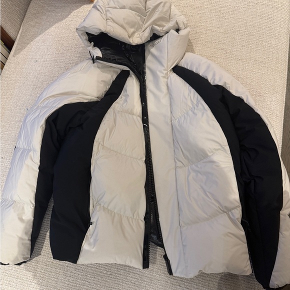 MONCLER White Korovin Down Jacket Men’s Size2 - Picture 2 of 5